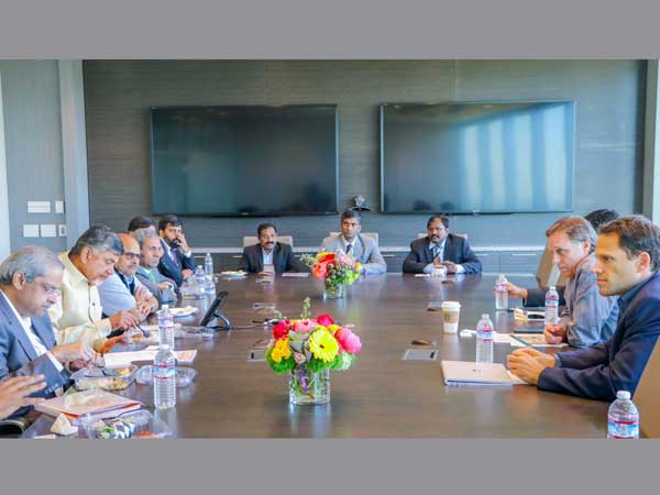 ముందే వెబ్సైట్లో కథనాలు