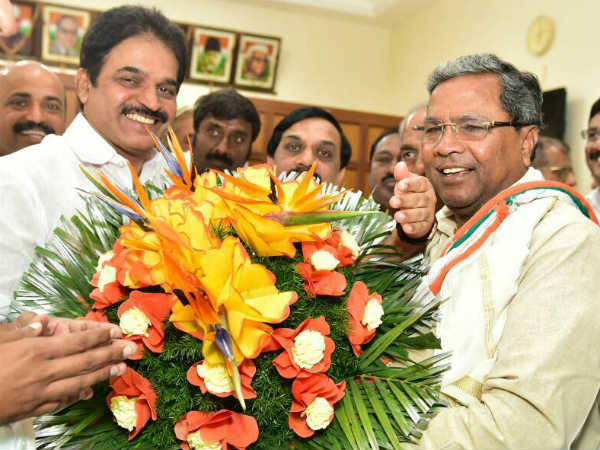 KC Venugopal flooded with complaint against Karnataka CM and KPCC chier KC Venugopal flooded with complaint against Karnataka CM and KPCC chier
