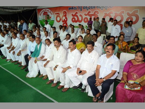 మందకృష్ణ మాదిగను ఆదర్శంగా తీసుకొని..