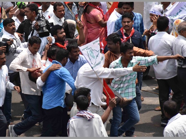 ఆందోళనలో మఫ్టీ పోలీసులు
