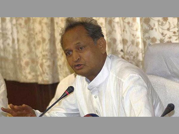 తన ప్రజాదరణ గుర్తించలేదని పార్టీపై వాఘేలా ఆగ్రహం