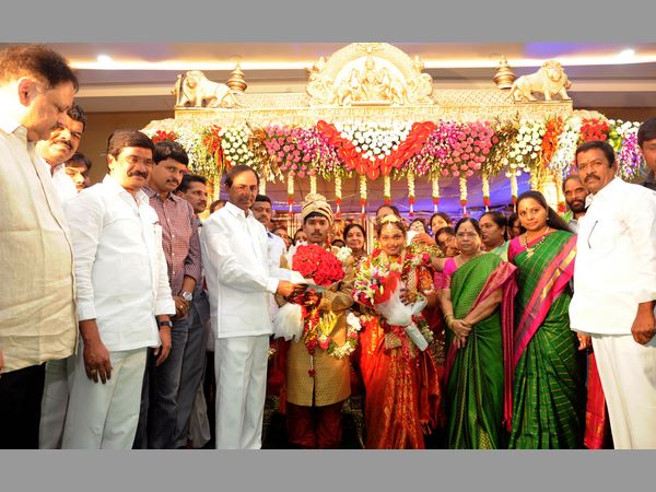 కేసీఆర్ కుటుంబంతో అనుబంధం: