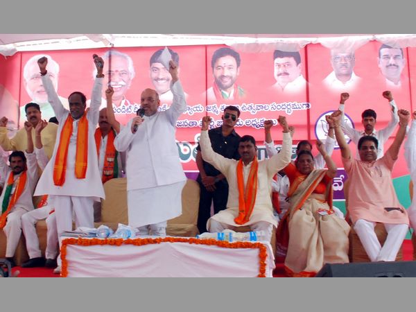 మోడీ నాయకత్వం ద్వారానే తెలంగాణ అభివృద్ధి...