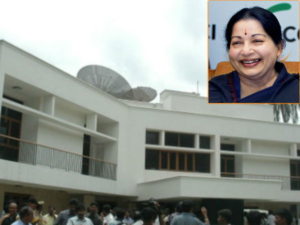 ఢిల్లీ భేటీతో పళనిసామిలో మార్పు !