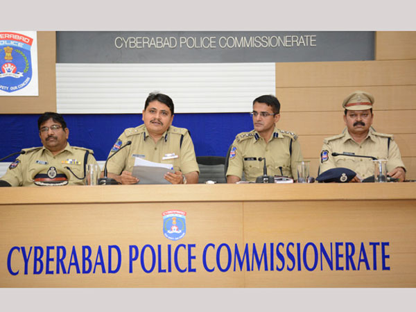 పోలీసులు కథనం ఇలా!: