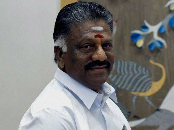 దినకరన్ పిచ్చిచేష్టలతోనే !