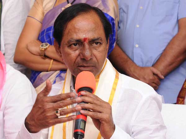 మైనారిటీల మద్దతుపై కేసీఆర్ ఇలా వ్యూహం