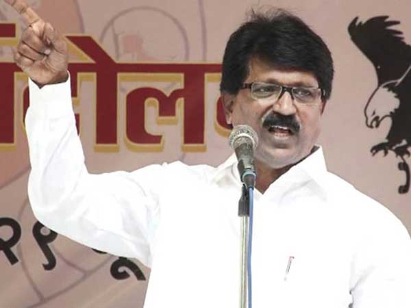 The army should not stop until the Tiranga is hoisted in Lahore," Shiv Sena leader Arvind Sawant The army should not stop until the Tiranga is hoisted in Lahore," Shiv Sena leader Arvind Sawant