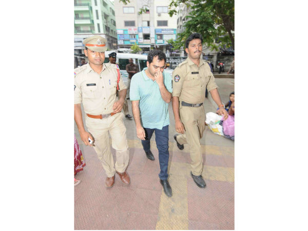 ippala ravindra arrest for abusing posts in social media ippala ravindra arrest for abusing posts in social media