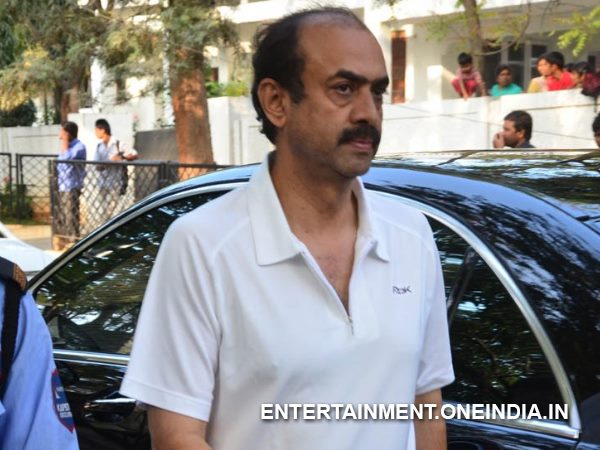 బాబును కలిసి ఫిర్యాదు