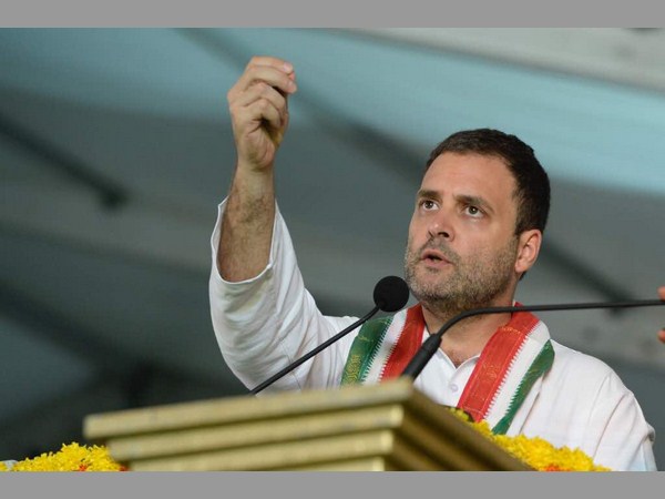 బంపర్ మెజార్టీ సాధించిన ఇందిర