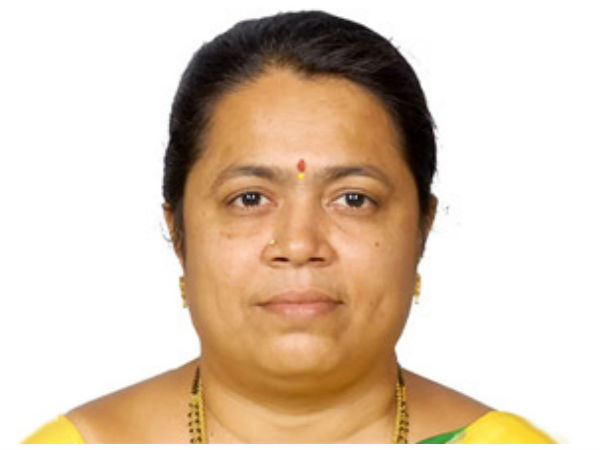 సుధారాణికి జోడు పదవులు అవసరమా?