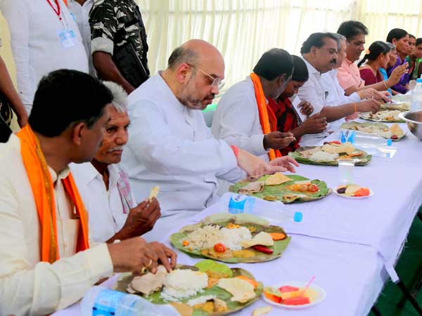 ఎవరా ఎమ్మెల్యేలు: