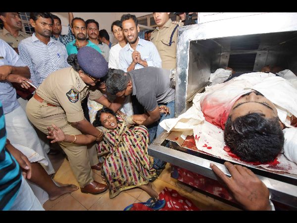 ఎవరూ బాధ్యులు కారని సూసైడ్ నోట్