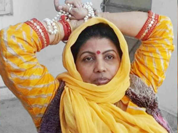 వాష్ రూంలో !