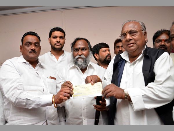రూ.20 లక్షల చెక్కు కూడా రెడీ...