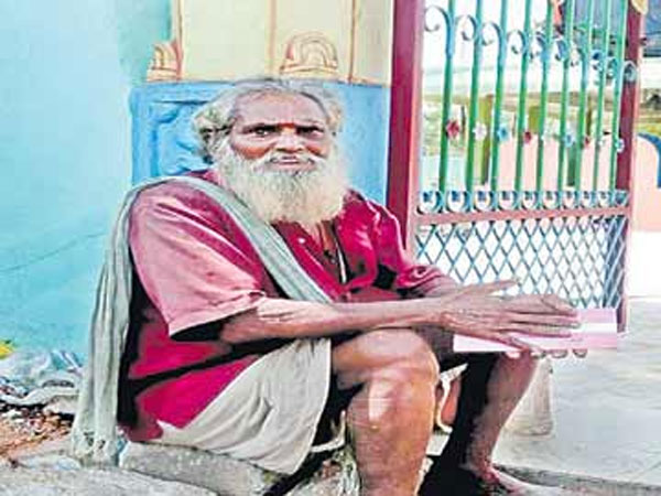 Beggar donates Rs 1.2 lakhs for temple Beggar donates Rs 1.2 lakhs for temple