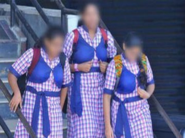 Row over Kerala school's uniform: Some call it 'vulgar', others say stop objectifying minors Row over Kerala school's uniform: Some call it 'vulgar', others say stop objectifying minors