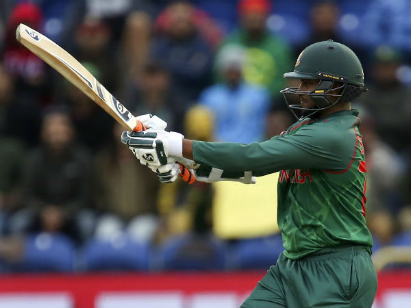 Unchanged New Zealand elect to bat against Bangladesh Unchanged New Zealand elect to bat against Bangladesh