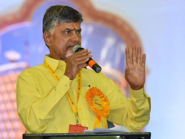ఆ విషయంలోను యనమలను పట్టించుకోలేదు: