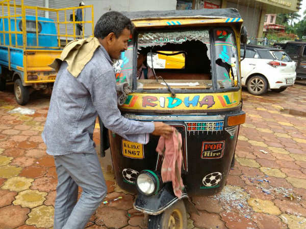 ఊరేగింపులో