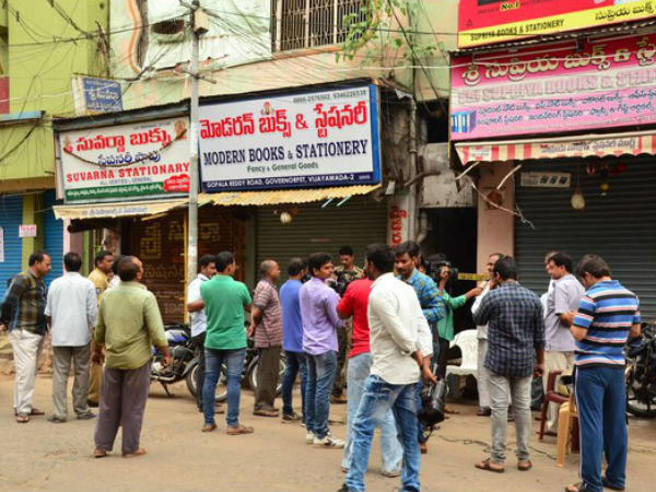 ఒకరోజే ముందే నగరంలోకి ఎంట్రీ: