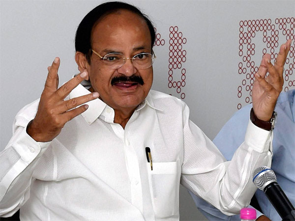 విద్యార్థి దశ నుంచే నాయకత్వ లక్షణాలు