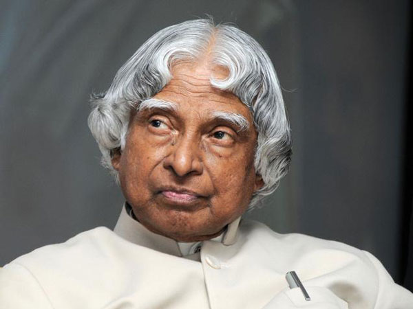 ఏ రాజకీయ నేపథ్యం లేకుండానే అబ్దుల్ కలాం...