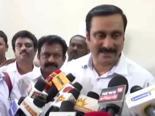 కరుణానిధికి ప్రత్యేక వాహనం