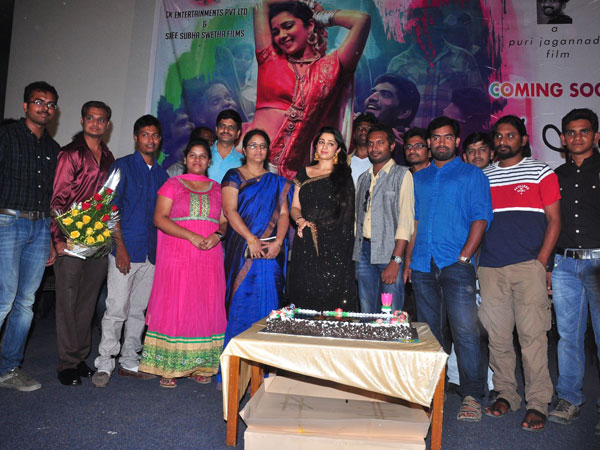 చార్మీ బర్త్ డే.. కెల్విన్-పూరీ హాజరు