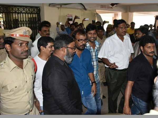 అలా పీల్చుతారని..