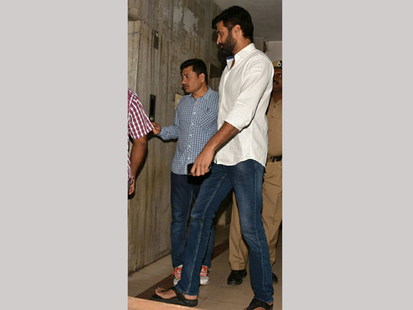 ఆ ఆధారాలతో..