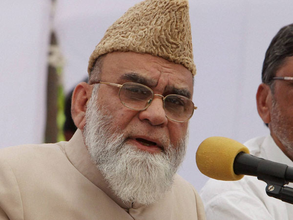 Imam Bukhari Writes to Pak PM Nawaz Sharif, Asks Him to Initiate Talks in Kashmir Imam Bukhari Writes to Pak PM Nawaz Sharif, Asks Him to Initiate Talks in Kashmir