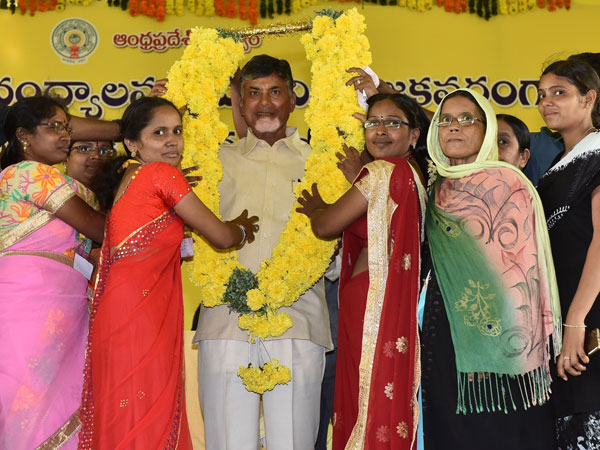 50 వేల ఓట్ల మెజారిటీతో విజయం సాధించాలి