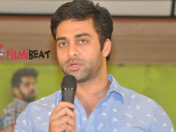 ఈవెంట్ మేనేజర్పై ప్రశ్నల వర్షం