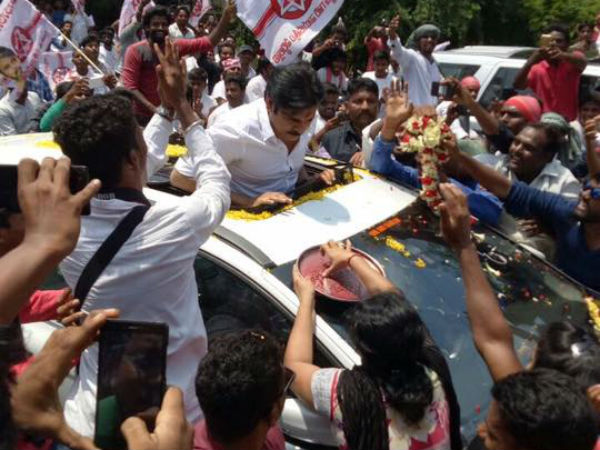 ఇద్దరిని దత్తత తీసుకున్న జనసేన