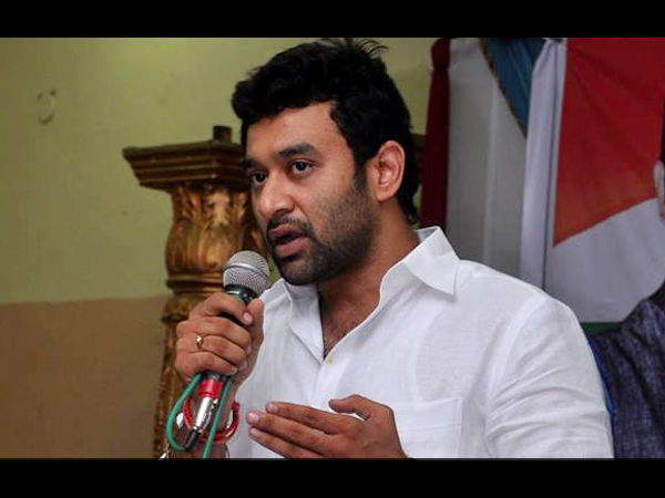 విక్రమ్ ధైర్యవంతుడు