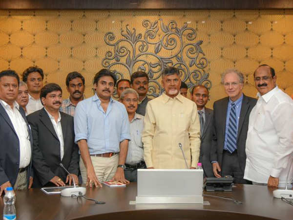 పవన్ కోసం బాబు పర్యటన వాయిదా