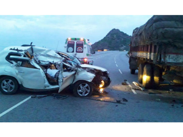 TRS leader satish diees in a road accident TRS leader satish diees in a road accident