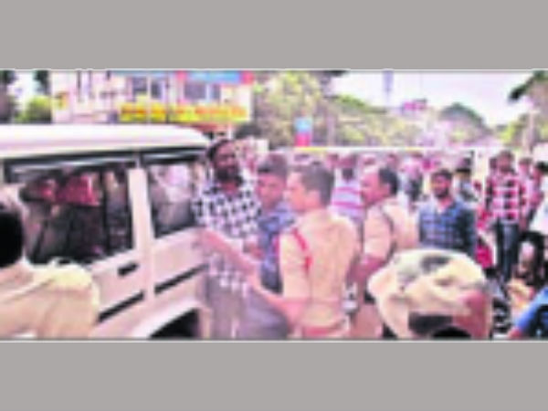 A CONSTABLE ATTACKS ON SI, INJURED A CONSTABLE ATTACKS ON SI, INJURED