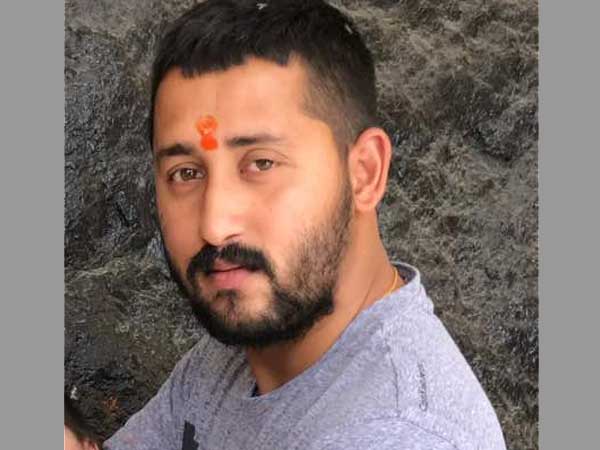 J&K: Army jawan shoots his senior dead J&K: Army jawan shoots his senior dead