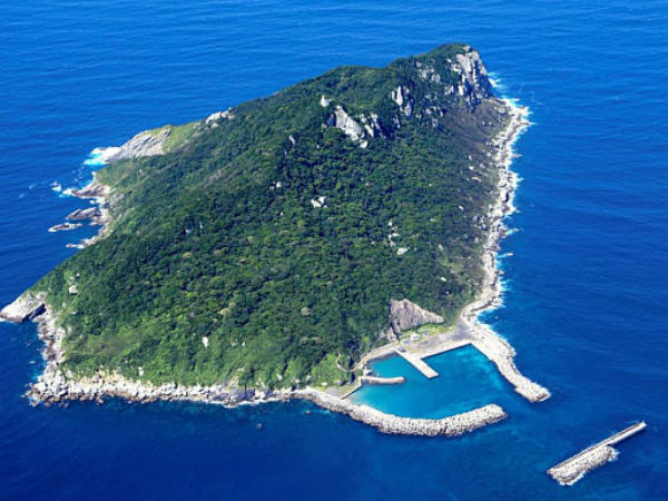 Okinoshima: Sacred Japanese island where women are banned becomes Unesco world heritage site Okinoshima: Sacred Japanese island where women are banned becomes Unesco world heritage site