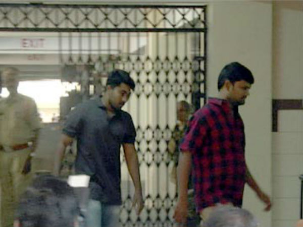 Ravi Teja's former Driver Srinivasa Rao Appears Before SIT Ravi Teja's former Driver Srinivasa Rao Appears Before SIT