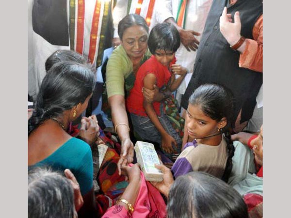 వారిపై కేసులు పెట్టి...