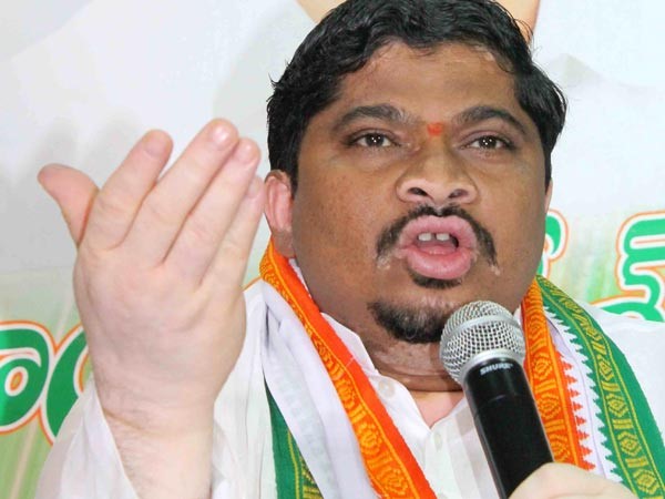వినోద్, కేసీఆర్లకు బహిరంగ చర్చకు ఇలా సవాల్