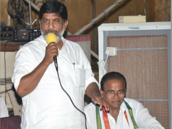 బాంచన్ అన్నా వదలకుండా, కేటీఆర్ ఒక డాన్లా: