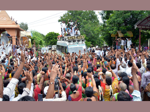 ఆ భయం కలగాలి...