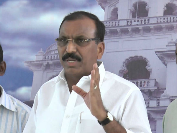 మా ఇంట్లో మేం ఉండకూడదా?