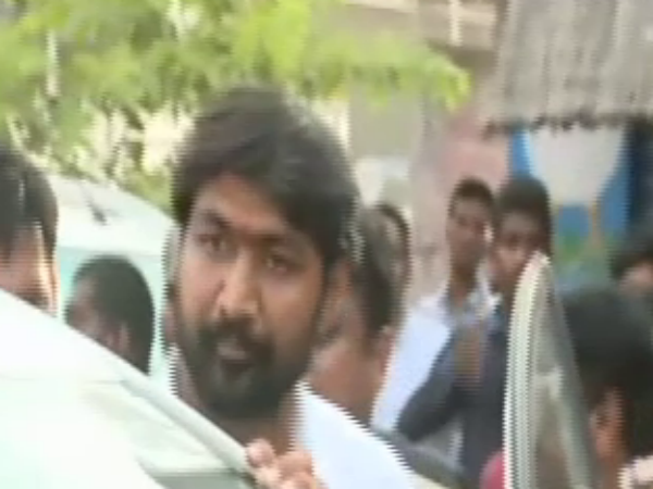 బెట్టింగ్లతో బజారున పడుతున్న కుటుంబాలు