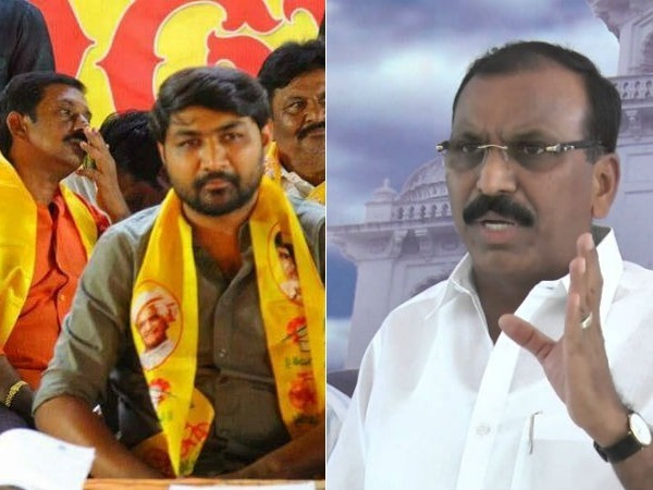 తమవైపే ప్రజలు..